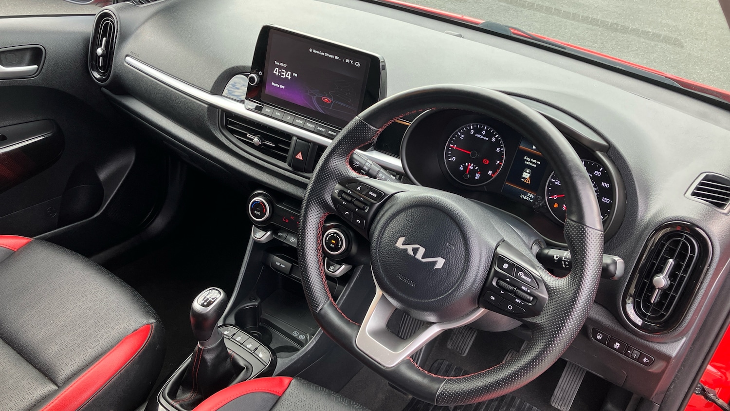 Used Kia Picanto 2022 for sale - 76161820: Photo 15