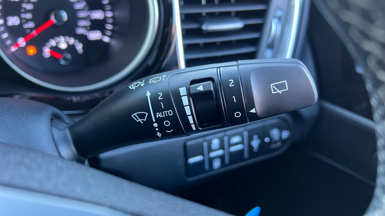 Used Kia Ceed 2025 for sale - 76427773: Photo 24