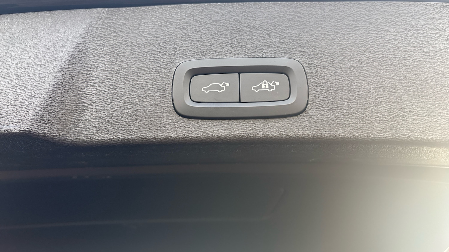 Used Volvo XC40 2024 for sale - 76791702: Photo 21