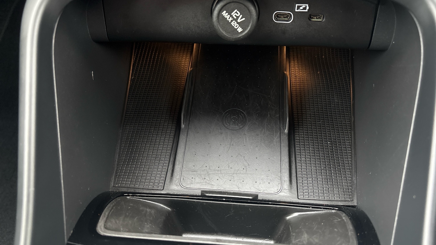 Used Volvo XC40 2024 for sale - 76791702: Photo 35