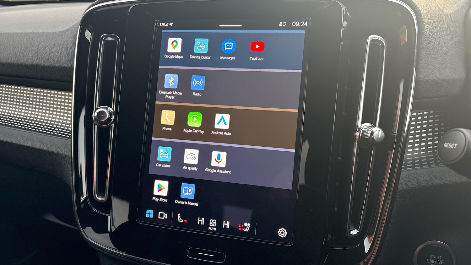 Used Volvo XC40 2024 for sale - 76791702: Photo 39