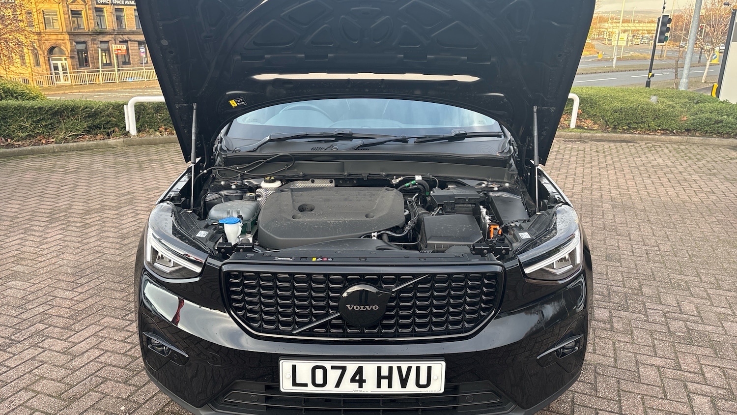 Used Volvo XC40 2024 for sale - 76791702: Photo 8