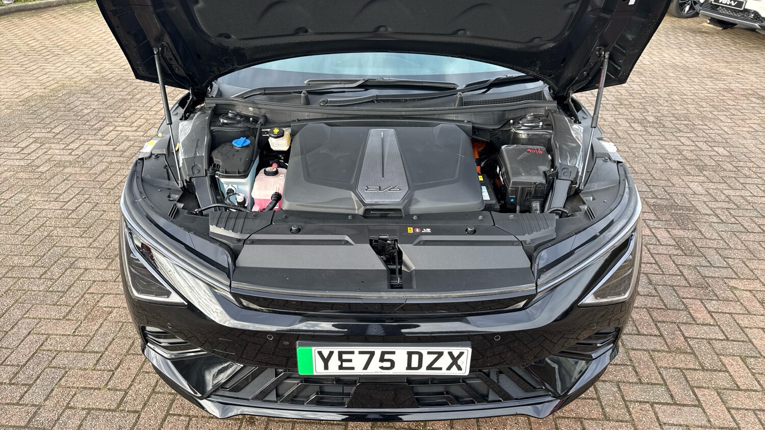 Used Kia EV6 2025 for sale - 76493745: Photo 8