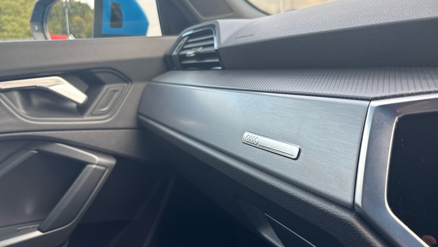 Used Audi Q3 2020 for sale - 76421765: Photo 29