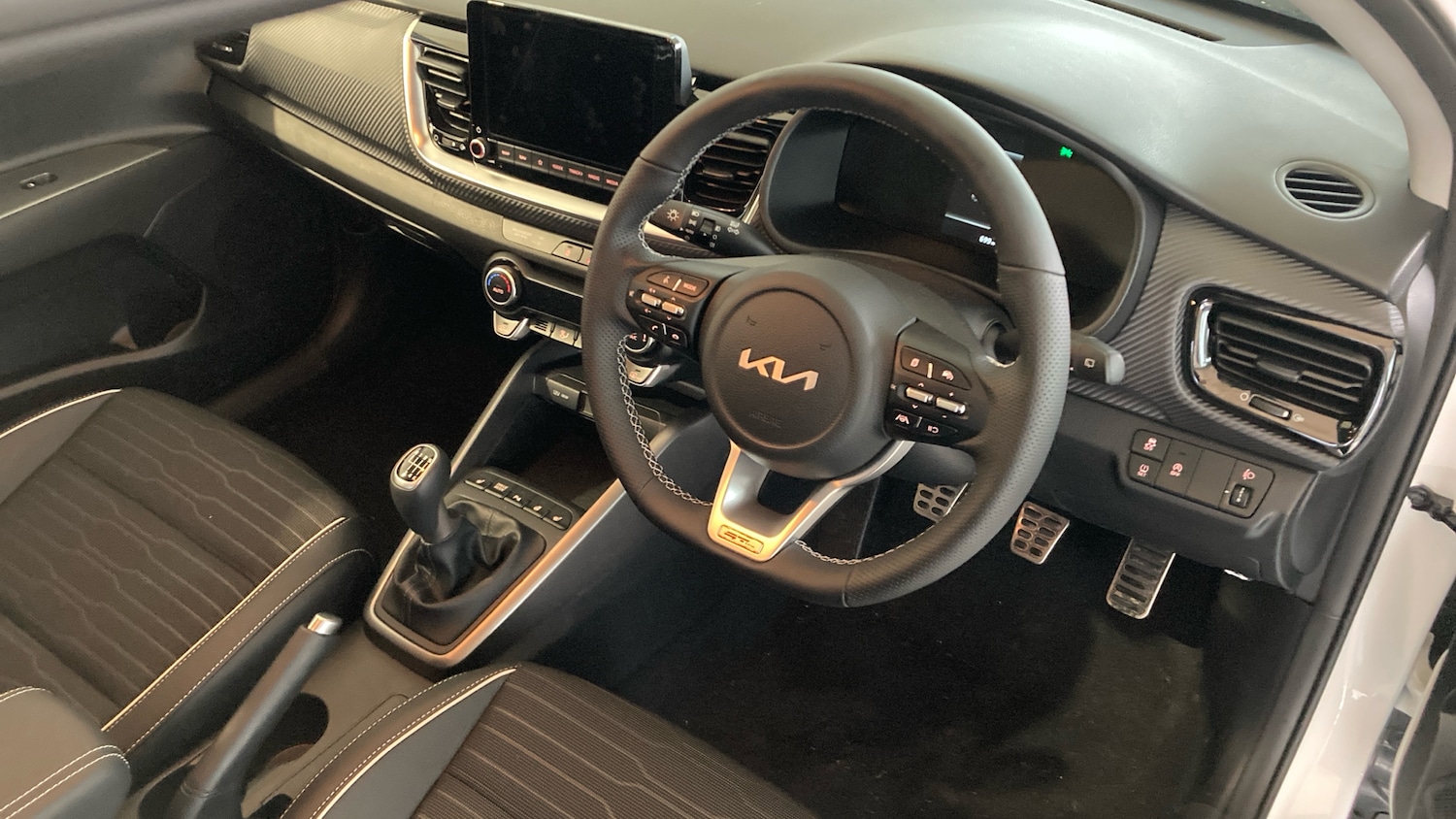 Used Kia Stonic 2025 for sale - 77420951: Photo 11