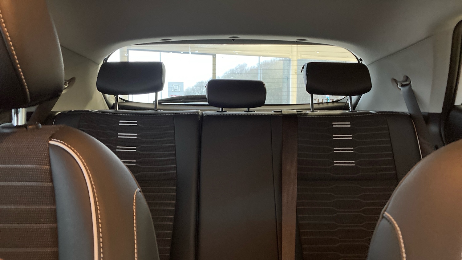 Used Kia Stonic 2025 for sale - 77420951: Photo 15