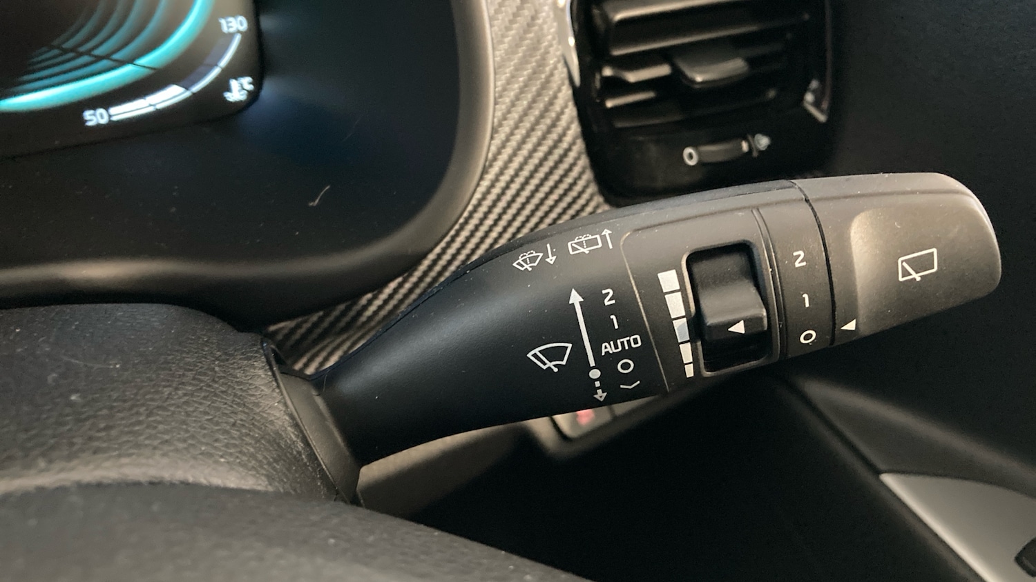 Used Kia Stonic 2025 for sale - 77420951: Photo 30