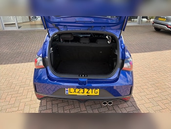 Used Hyundai i20 2023 for sale - 78750444: Photo