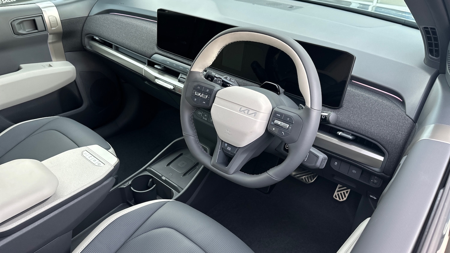 Used Kia EV3 2024 for sale - 77035702: Photo 11