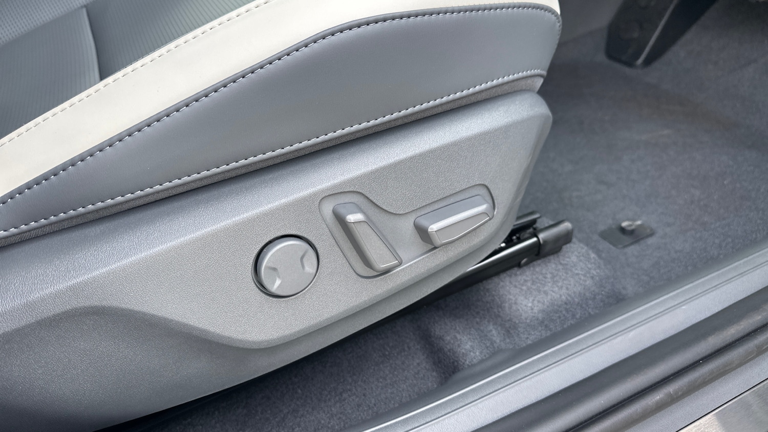 Used Kia EV3 2024 for sale - 77035702: Photo 25