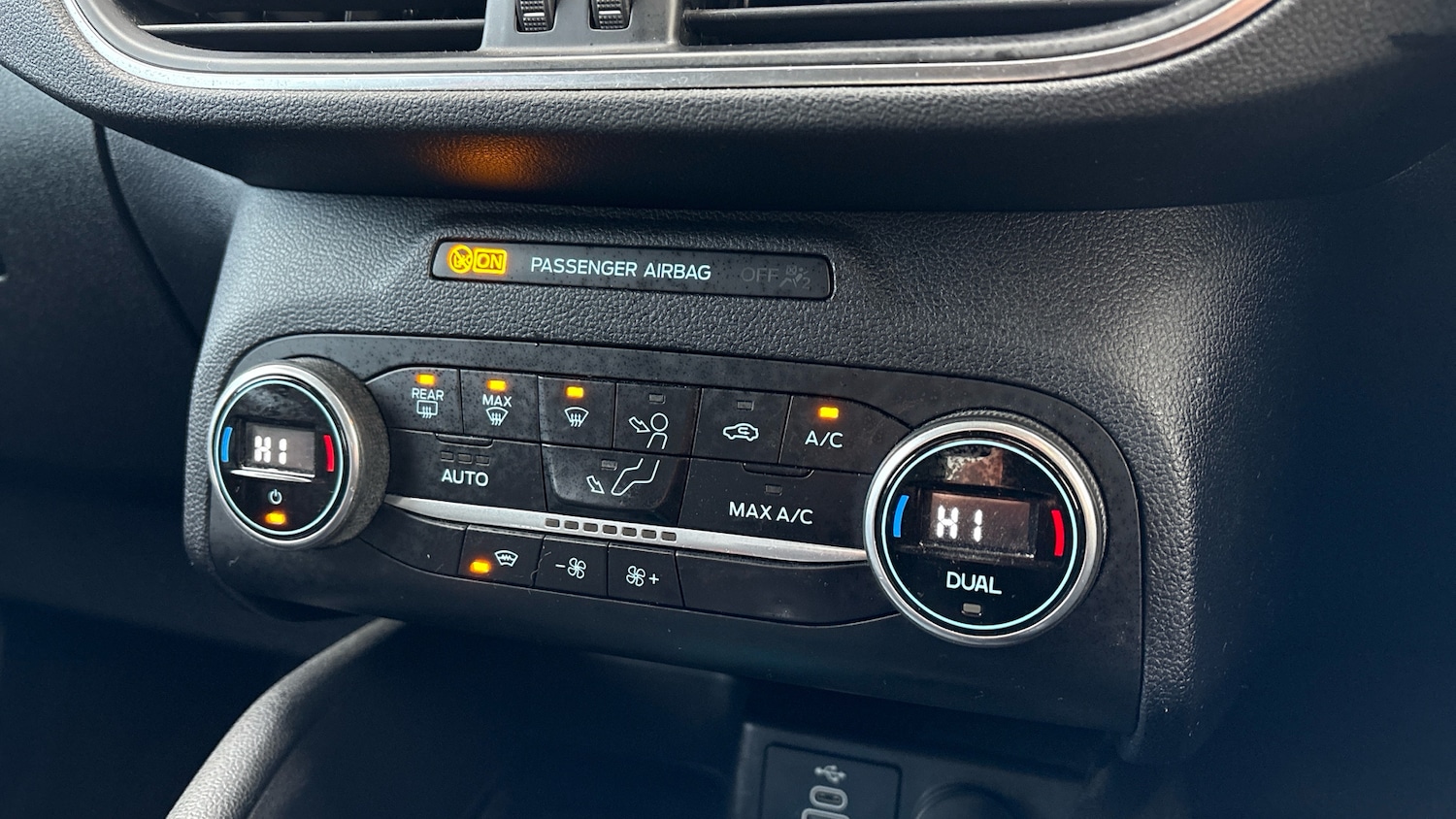 Used Ford Kuga 2022 for sale - 77035700: Photo 29