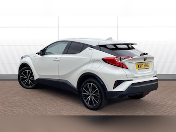 Used Toyota C-HR 2017 for sale - 79205146: Photo