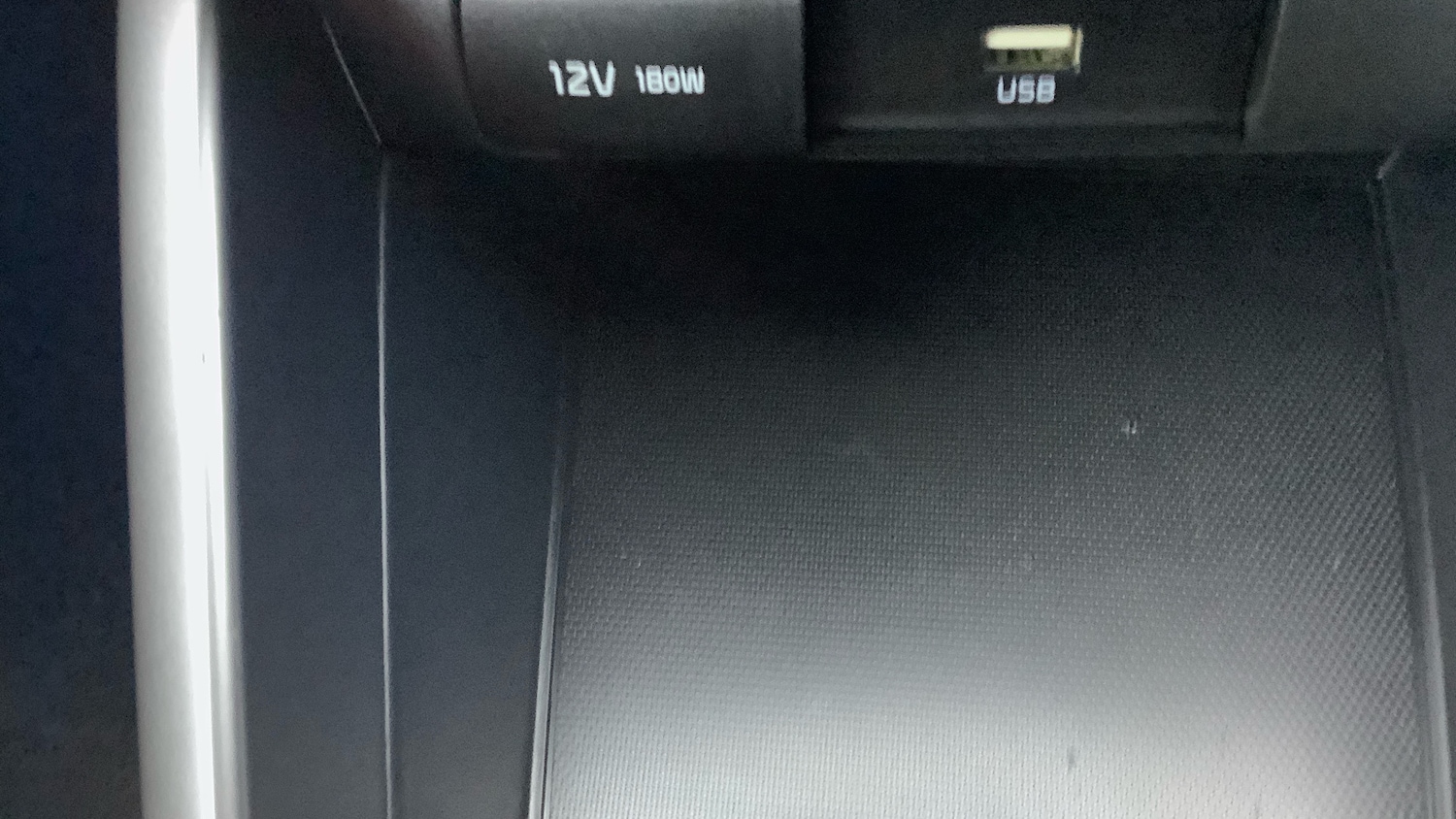 Used Kia Stonic 2024 for sale - 77026025: Photo 28