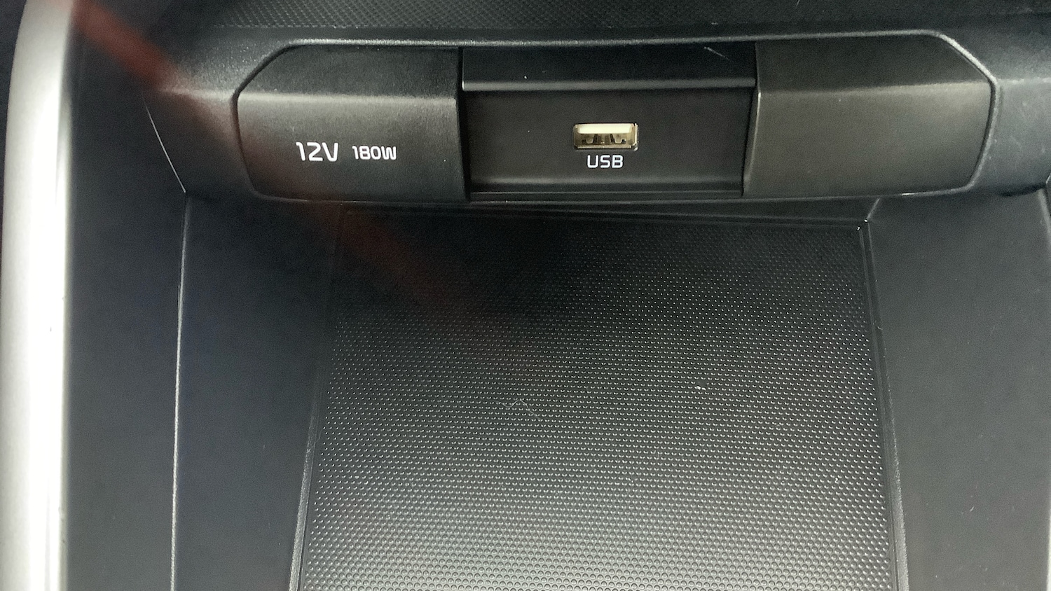 Used Kia Stonic 2024 for sale - 77026025: Photo 29