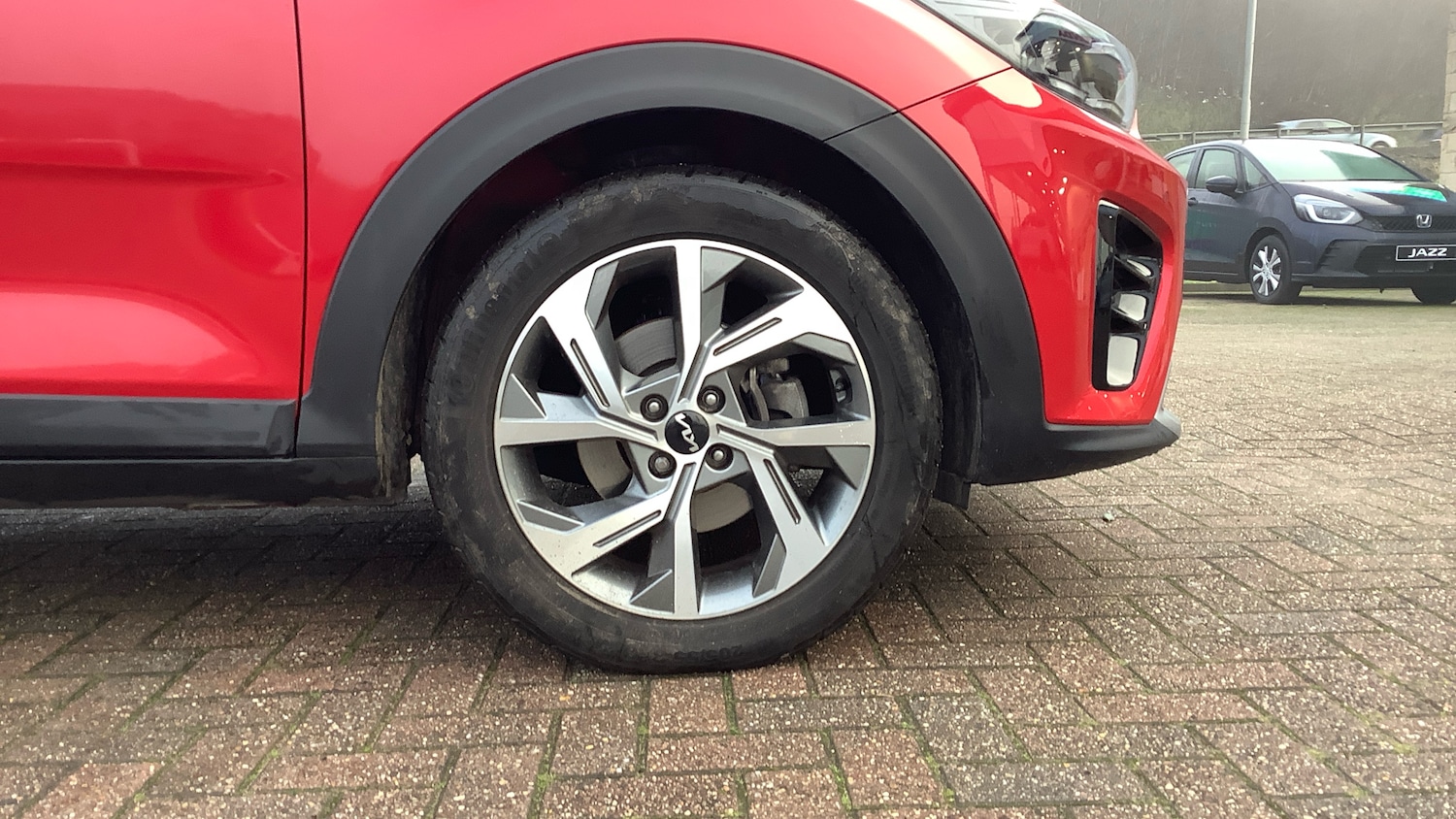 Used Kia Stonic 2024 for sale - 77026025: Photo 7