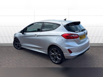 Used Ford Fiesta 2018 for sale - 79055468: Photo