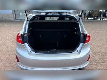 Used Ford Fiesta 2018 for sale - 79055468: Photo