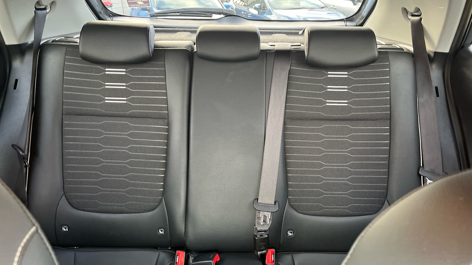 Used Kia Stonic 2023 for sale - 77717682: Photo 15