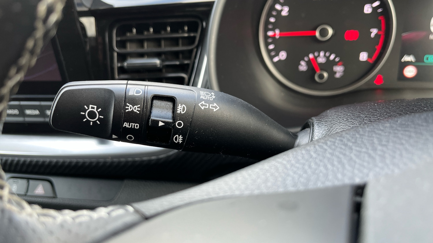 Used Kia Stonic 2023 for sale - 77717682: Photo 24