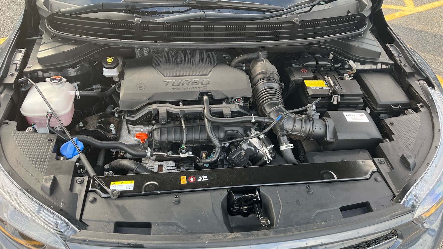 Used Kia Stonic 2023 for sale - 77717682: Photo 8