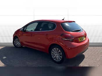 Used Peugeot 208 2018 for sale - 79867488: Photo