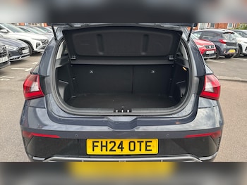 Used Hyundai i20 2024 for sale - 76450254: Photo