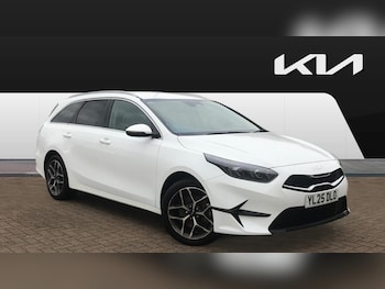 Used Kia Ceed 2025 for sale - 77046121: Photo