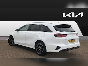 Used Kia Ceed 2025 for sale - 77046121: Photo