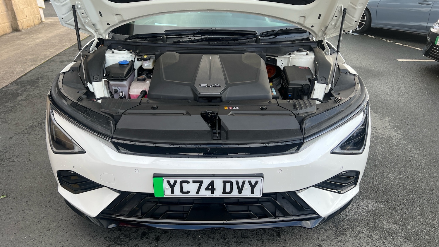 Used Kia EV6 2024 for sale - 76477748: Photo 8