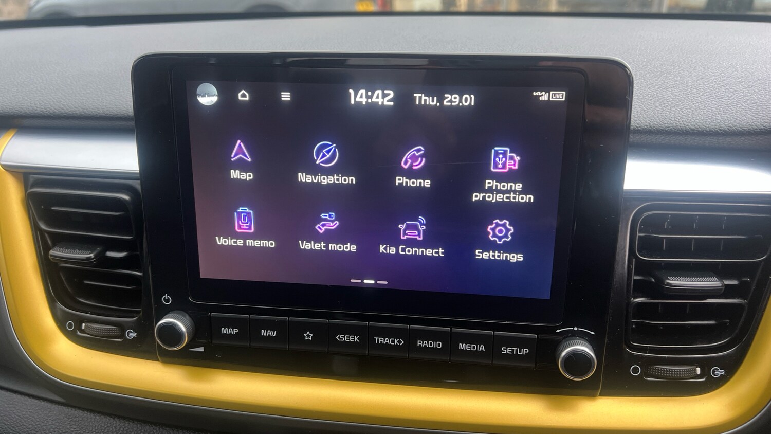 Used Kia Stonic 2023 for sale - 77517443: Photo 31