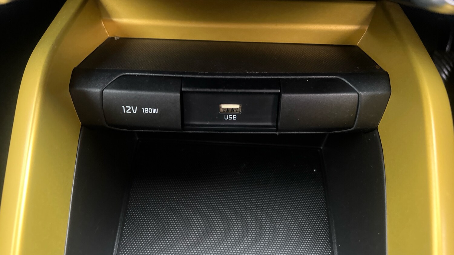 Used Kia Stonic 2023 for sale - 77517443: Photo 35