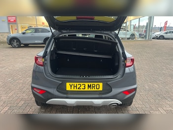 Used Kia Stonic 2023 for sale - 77517443: Photo