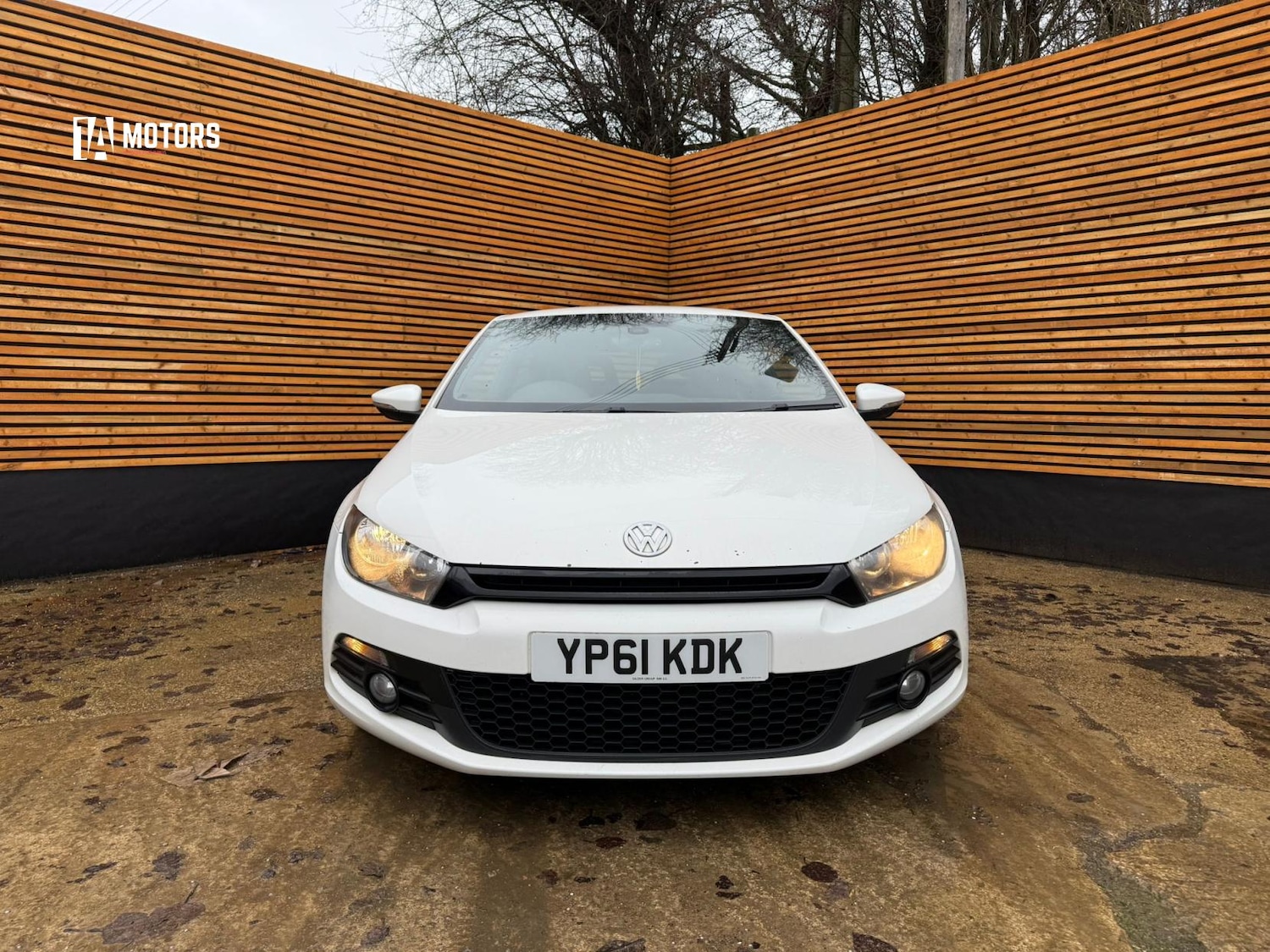 Used Volkswagen Scirocco 2011 for sale - 77457421: Photo 2