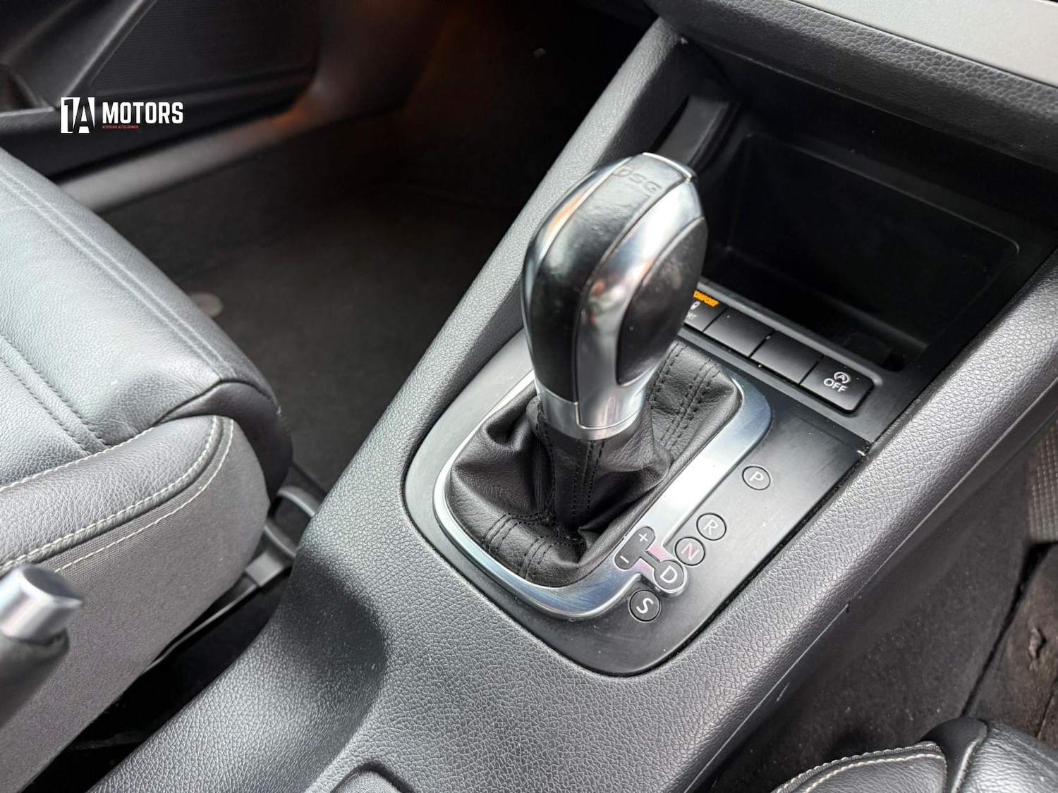 Used Volkswagen Scirocco 2011 for sale - 77457421: Photo 23