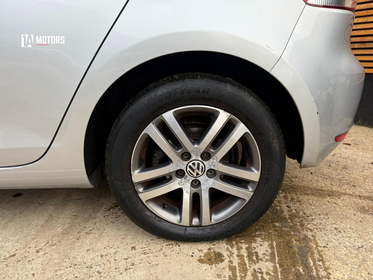 Used Volkswagen Golf 2011 for sale - 77921748: Photo 10