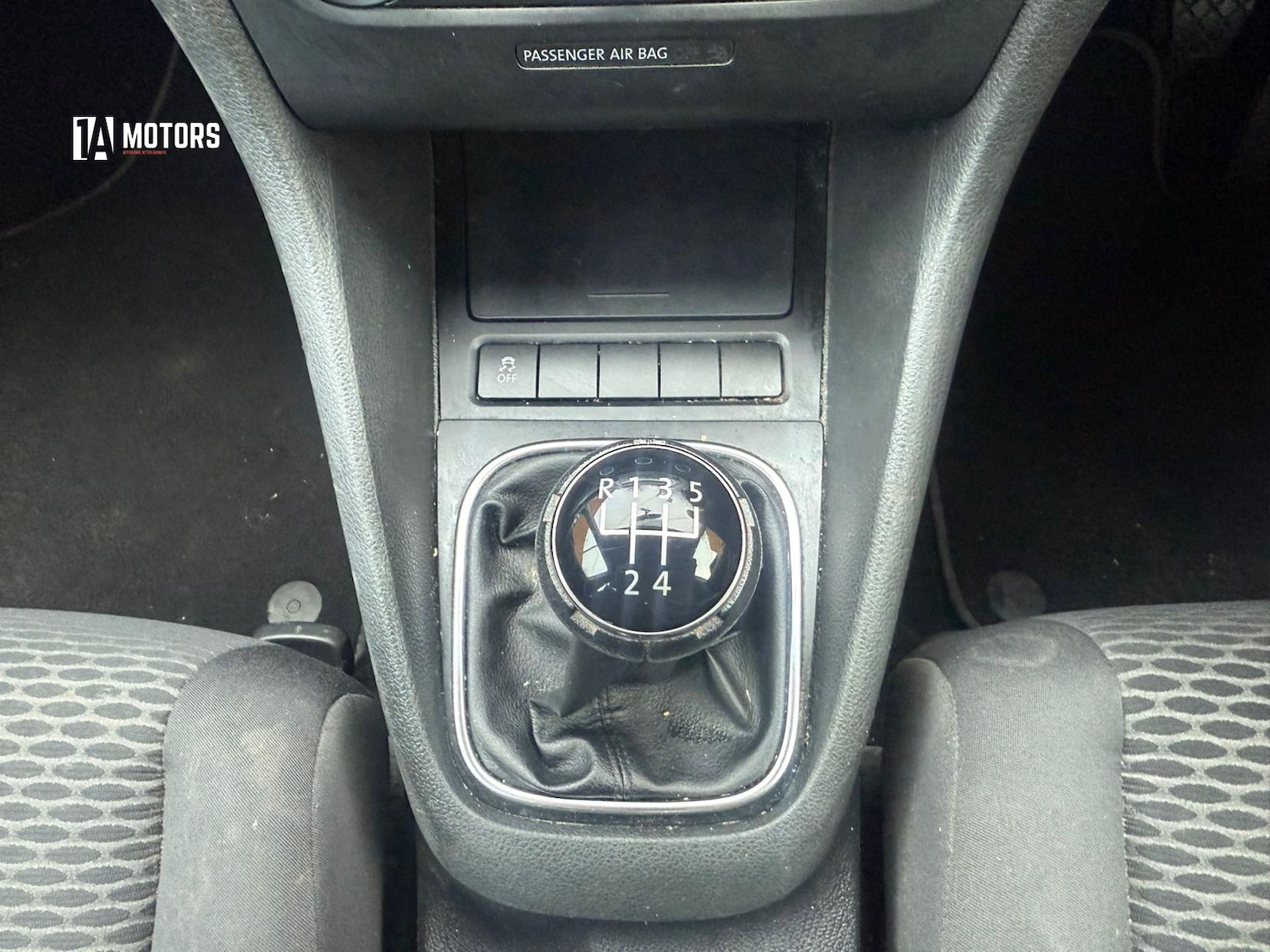 Used Volkswagen Golf 2011 for sale - 77921748: Photo 21