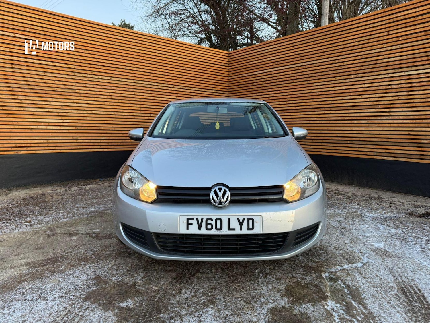 Used Volkswagen Golf 2010 for sale - 77453758: Photo 2