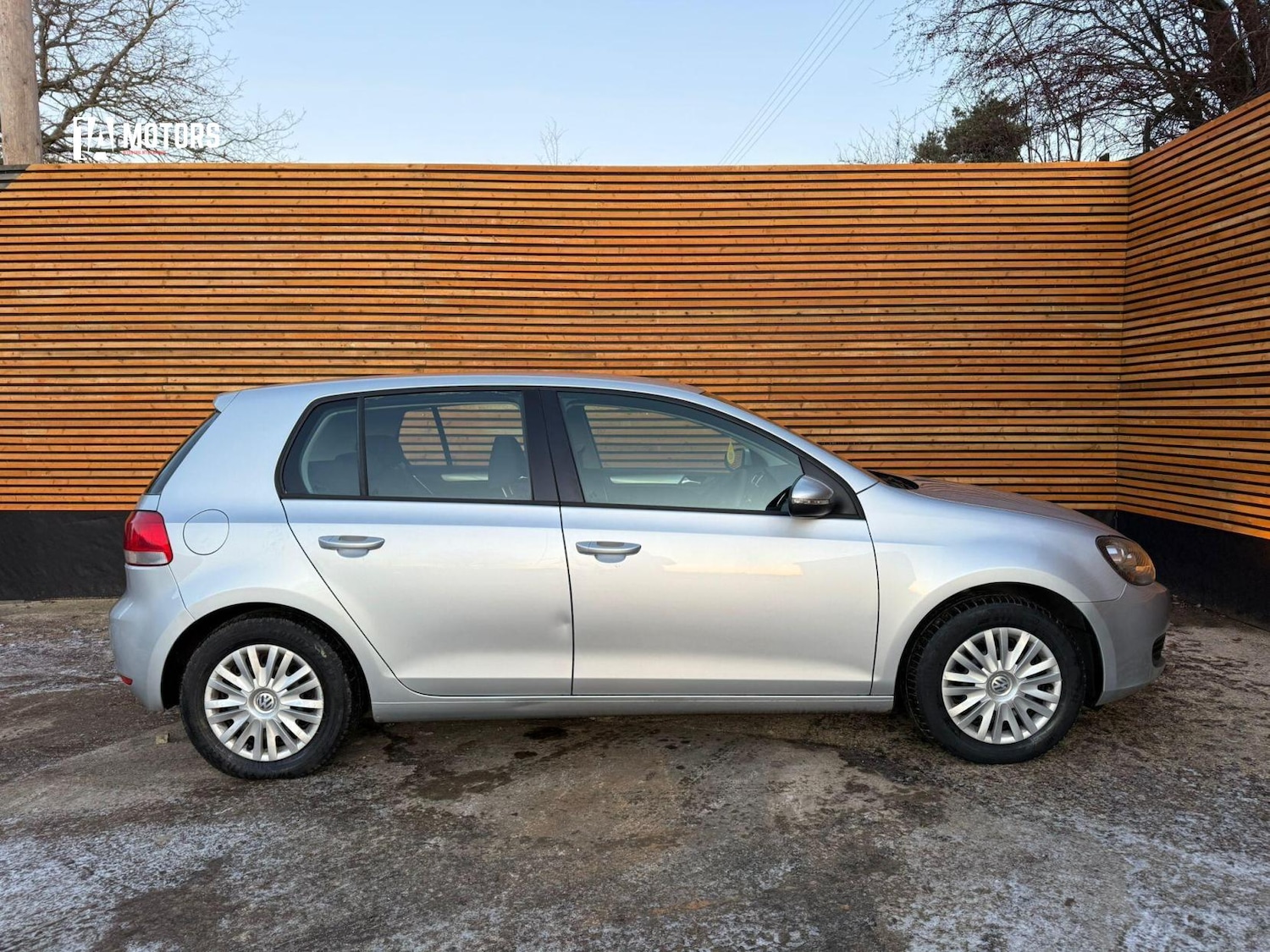 Used Volkswagen Golf 2010 for sale - 77453758: Photo 8