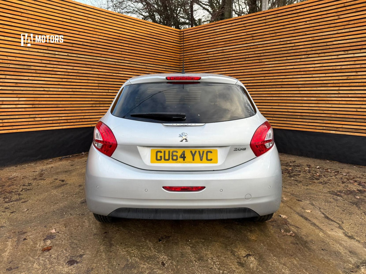 Used Peugeot 208 2014 for sale - 77453770: Photo 6