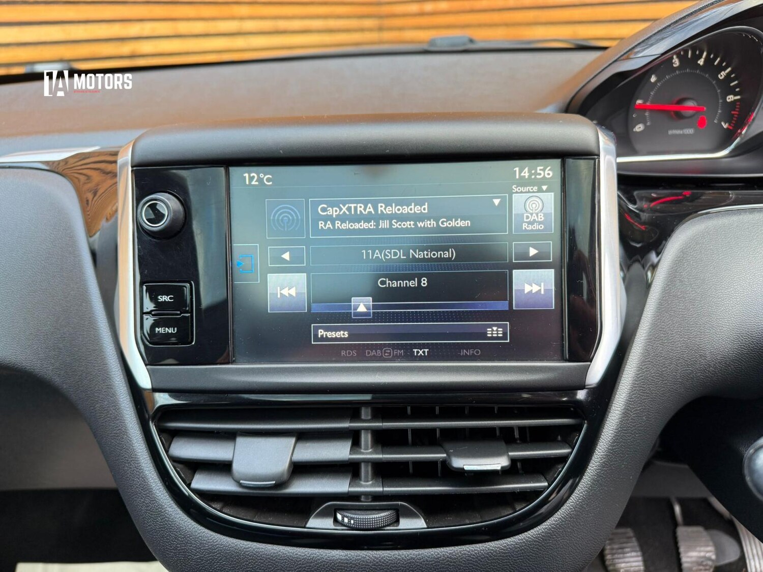 Used Peugeot 208 2014 for sale - 77189618: Photo 21