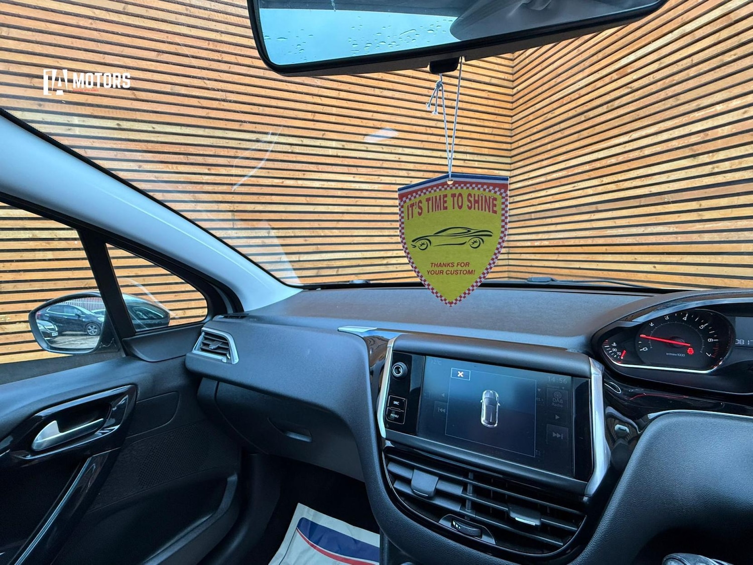 Used Peugeot 208 2014 for sale - 77189618: Photo 24