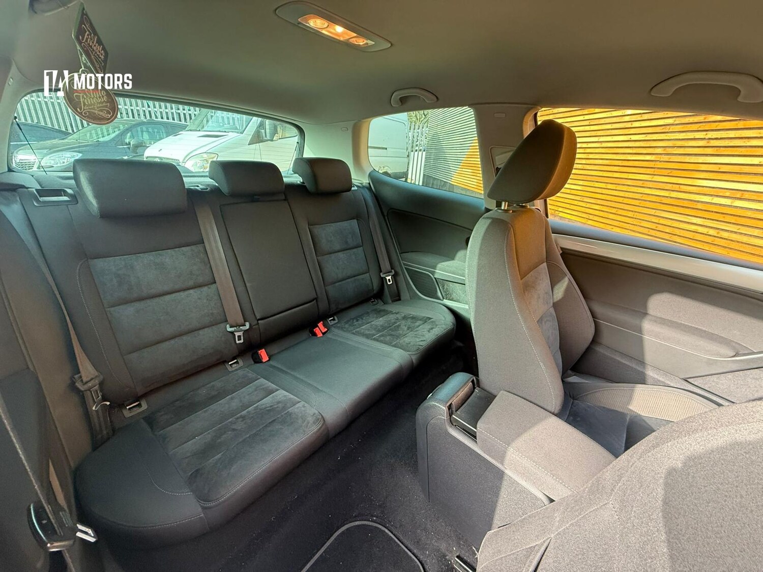 Used Volkswagen Golf 2010 for sale - 77767166: Photo 16