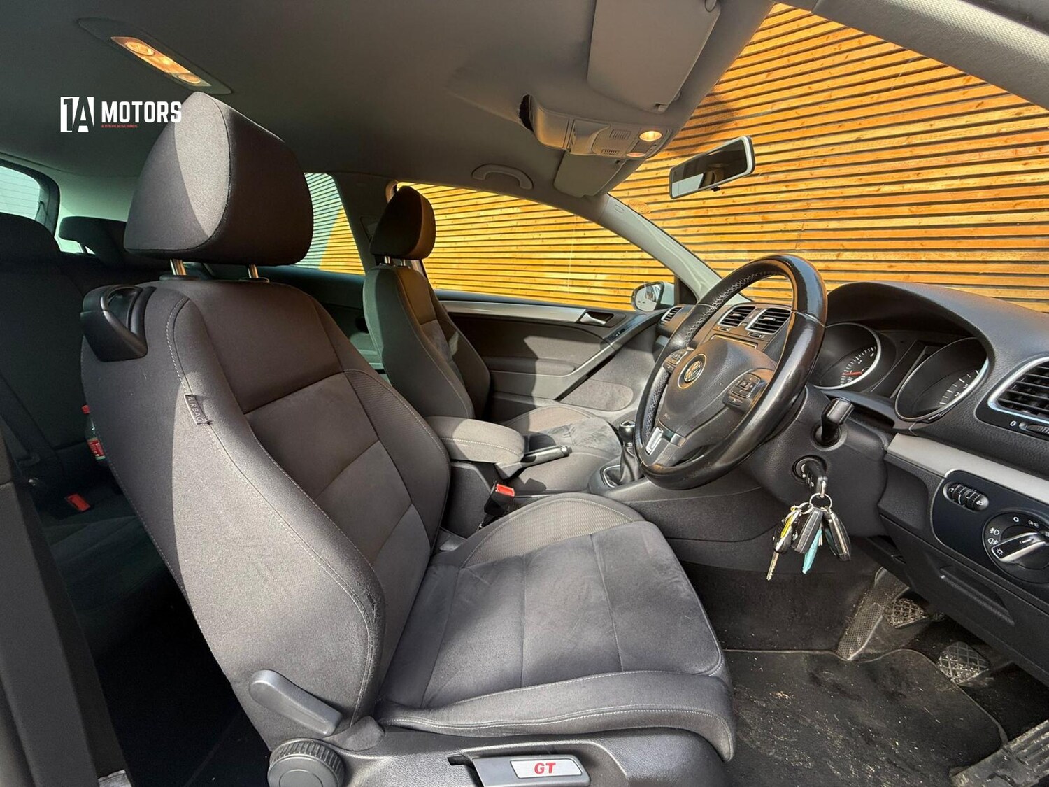 Used Volkswagen Golf 2010 for sale - 77767166: Photo 19