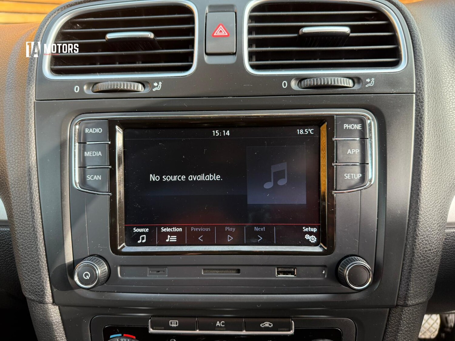 Used Volkswagen Golf 2010 for sale - 77767166: Photo 24