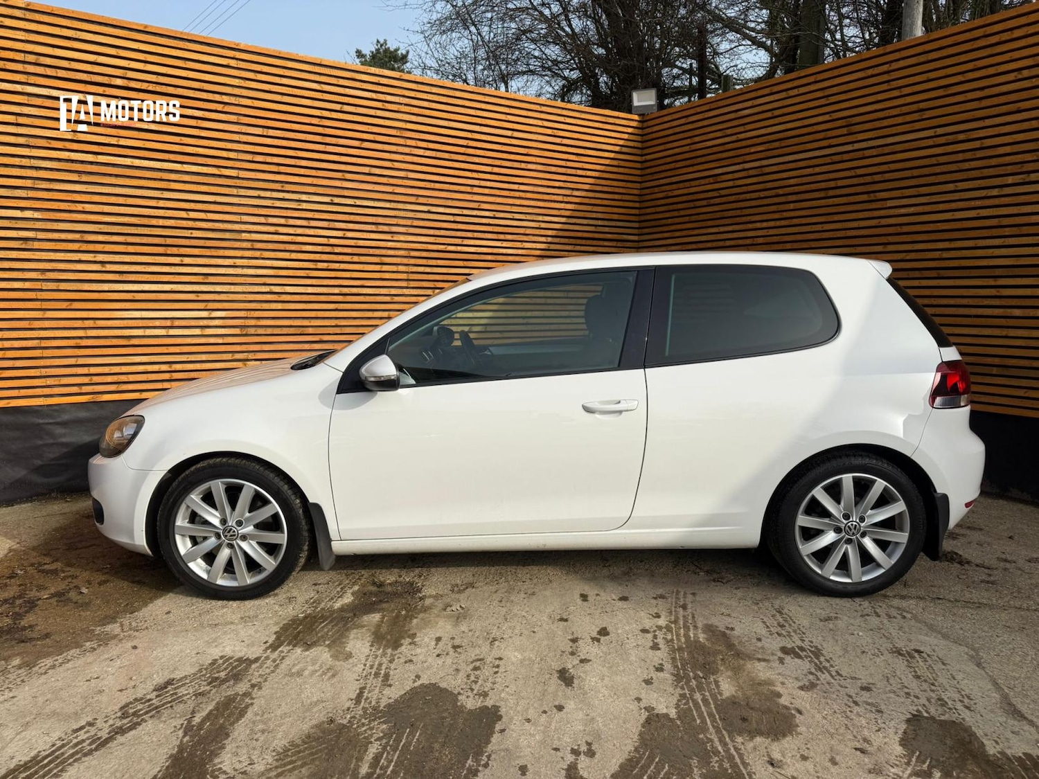 Used Volkswagen Golf 2010 for sale - 77767166: Photo 3