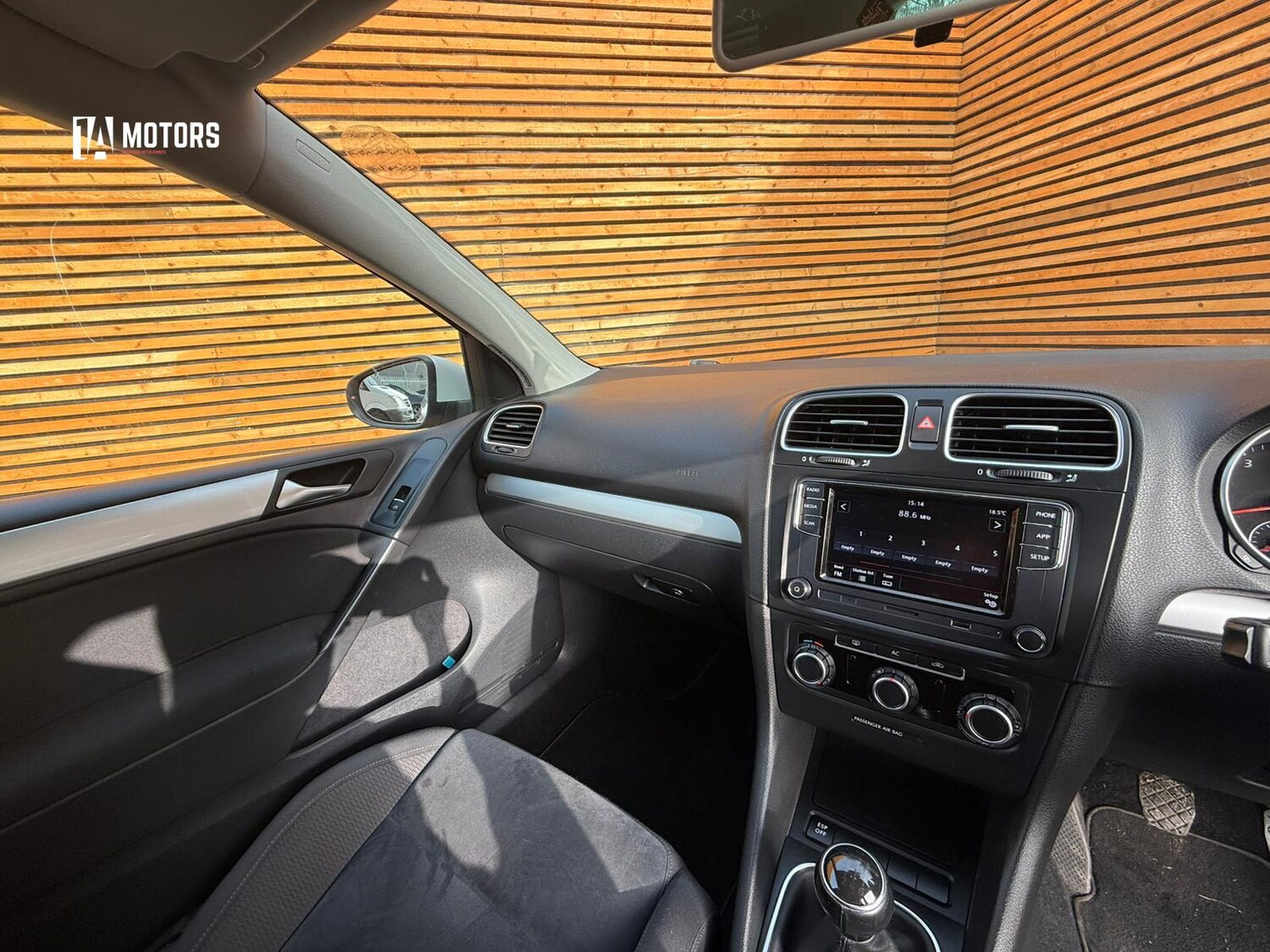 Used Volkswagen Golf 2010 for sale - 77767166: Photo 30