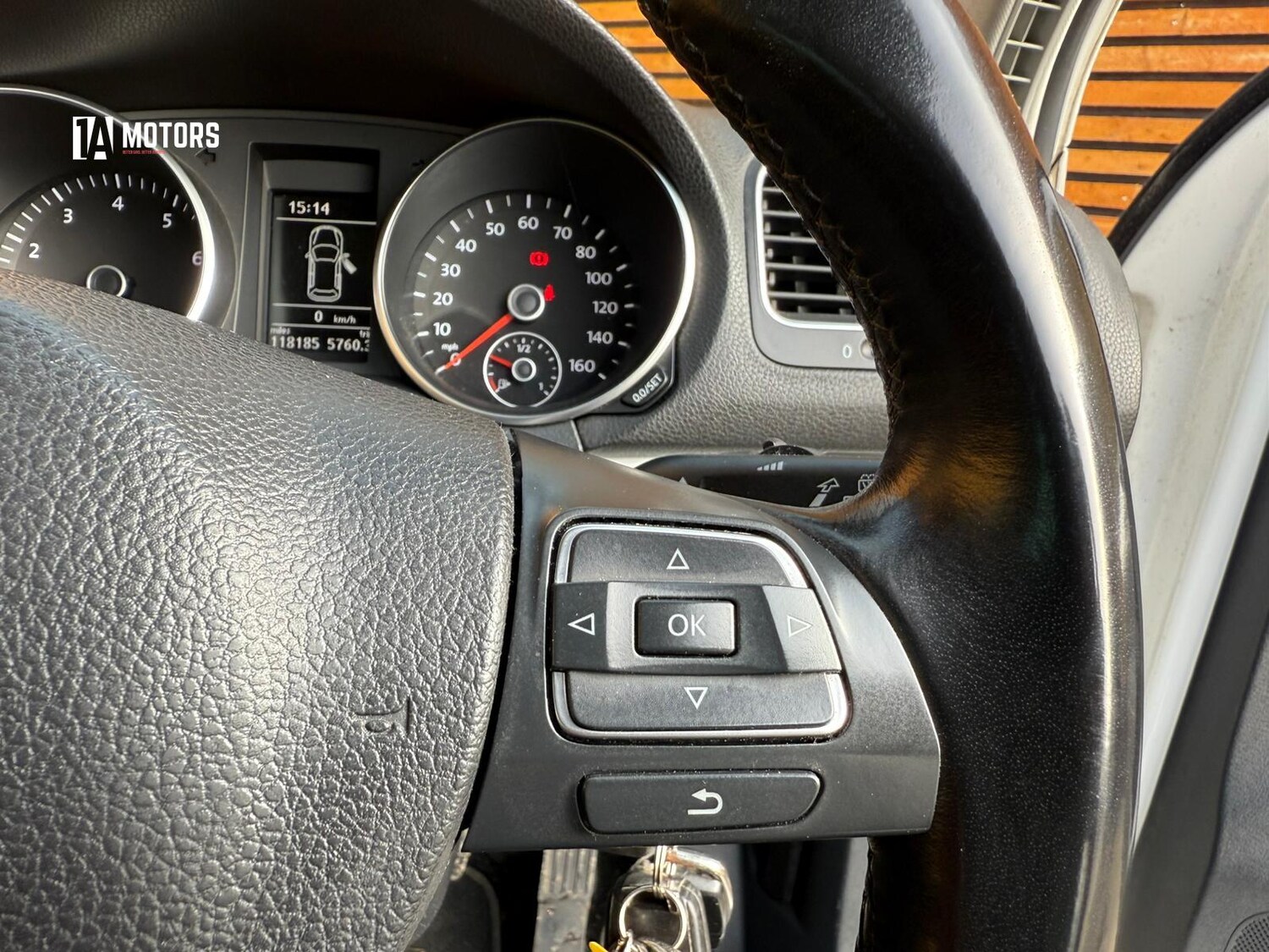 Used Volkswagen Golf 2010 for sale - 77767166: Photo 31