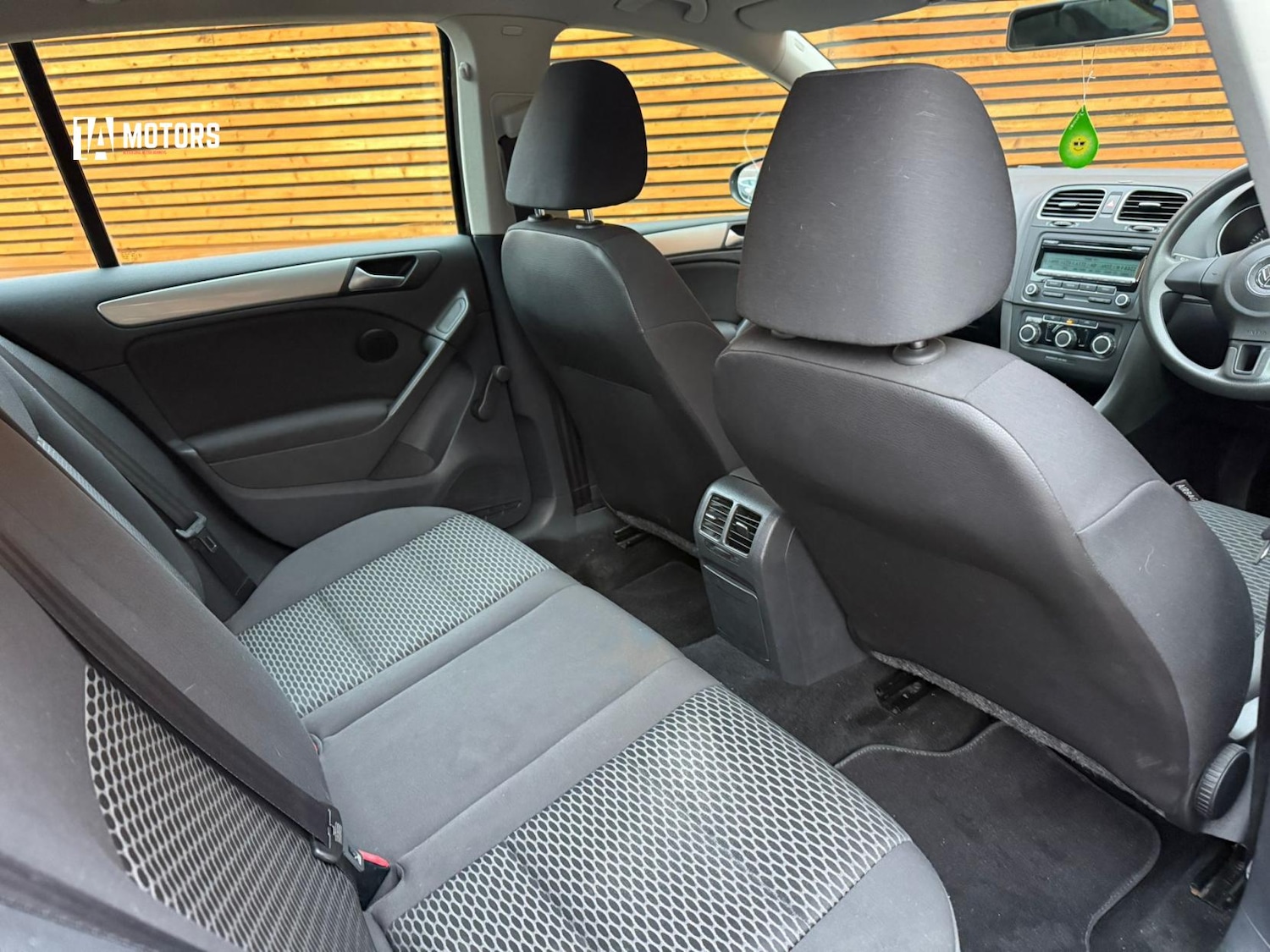 Used Volkswagen Golf 2011 for sale - 77453778: Photo 12