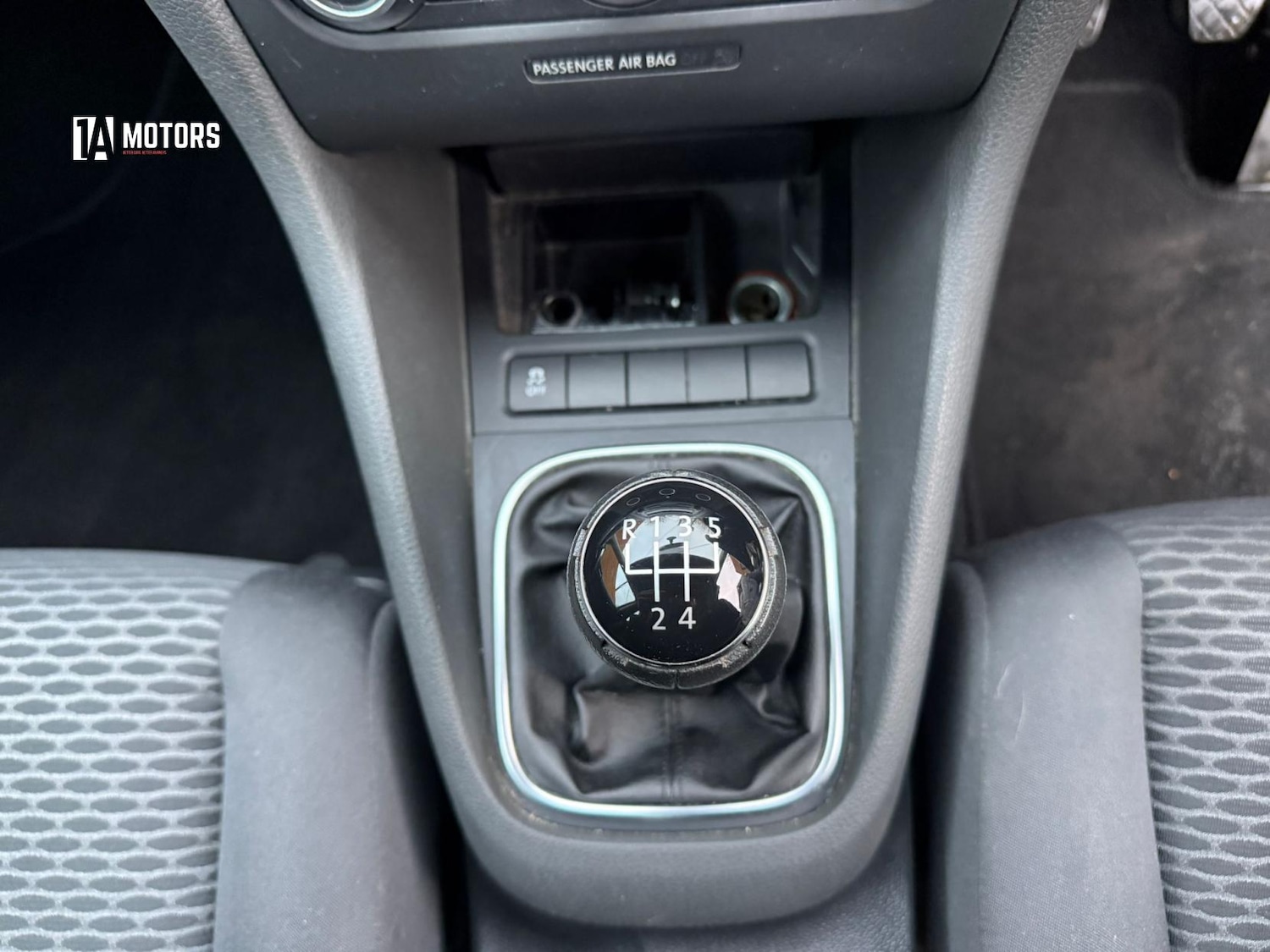 Used Volkswagen Golf 2011 for sale - 77453778: Photo 17