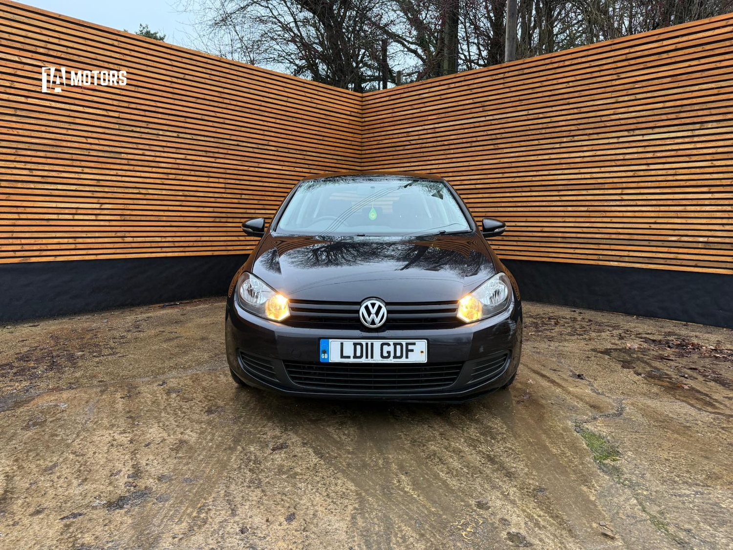 Used Volkswagen Golf 2011 for sale - 77453778: Photo 2